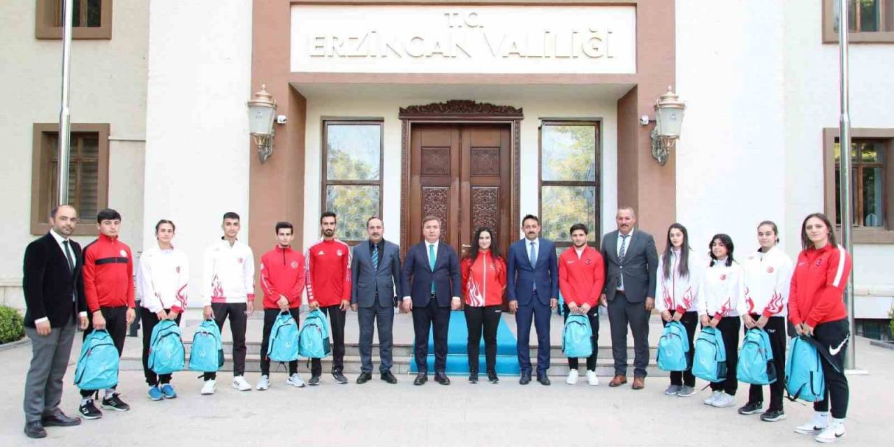 Sporcular Vali Aydoğdu’yla Bir Araya Geldi