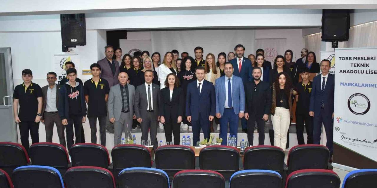 Yalova Basın Birliği Lisede İlk Dersini Verdi