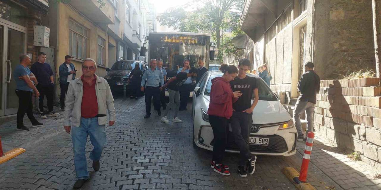 Onlarca Vatandaş Otobüslerde Mahsur Kaldı: Hatalı Park İsyanı