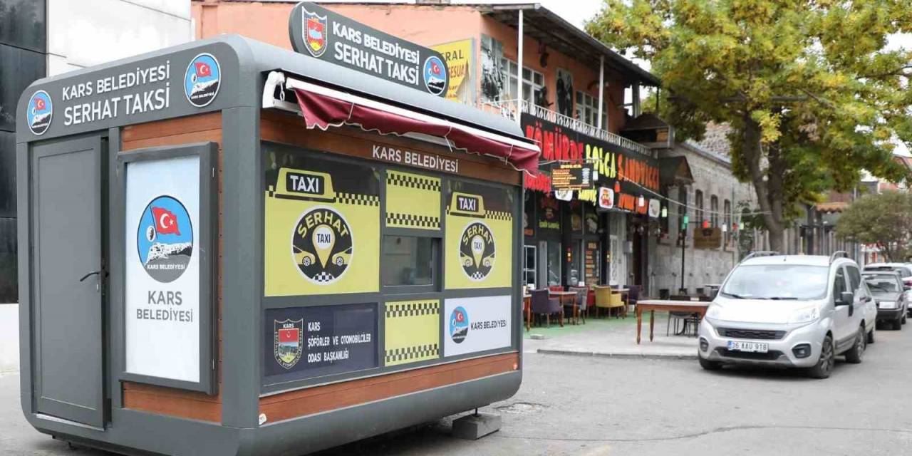 Kars’ta Taksi Durakları Yenilendi