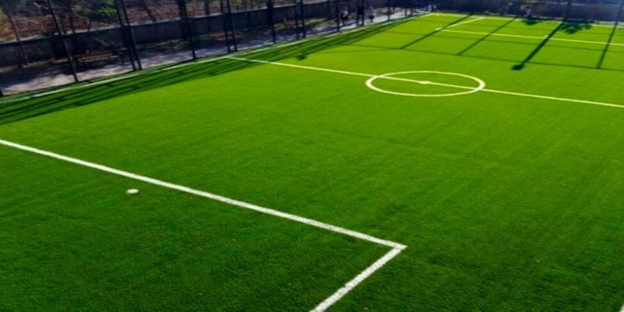 Gediz Muhipler Mahallesine Halı Saha Kazandırılıyor