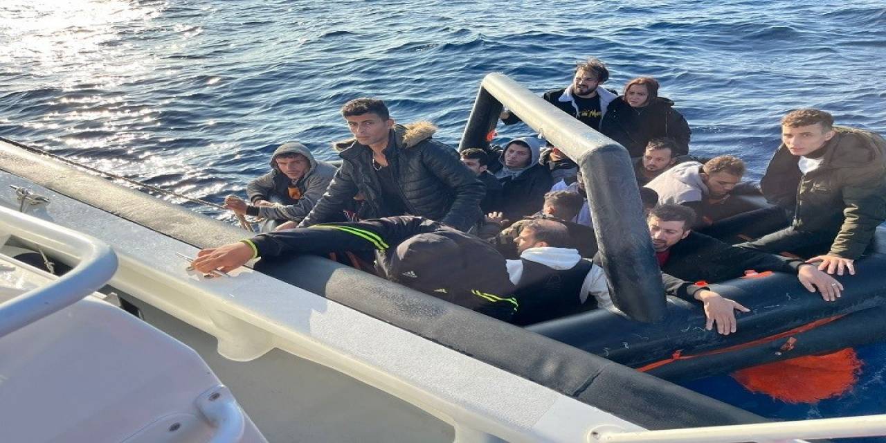Can Salına Bindirip Denizin Ortasına Bıraktılar