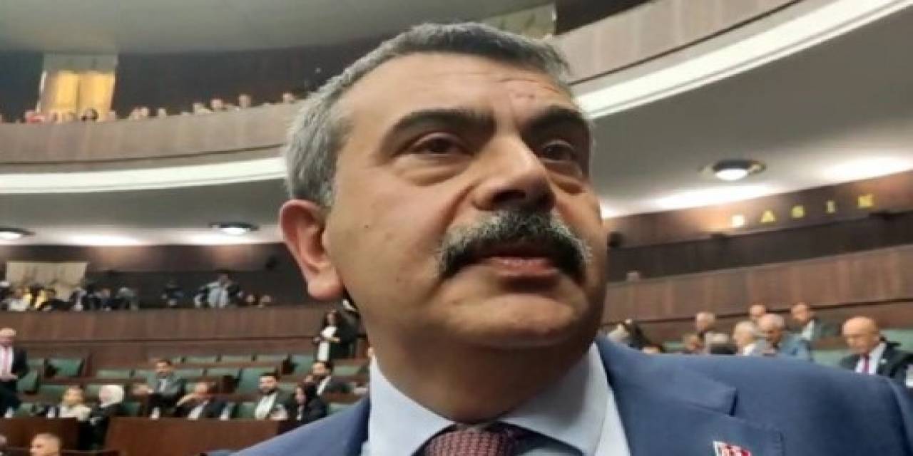 Bakan Tekin: "(Ara Tatillerin Kaldırılması) Böyle Bir Talep Gelirse Bakarız”