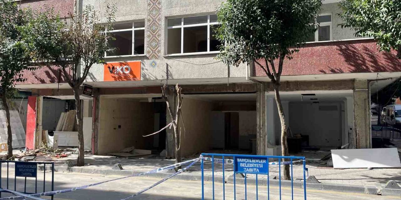 Bahçelievler’de Doğalgaz Patlamasının Yaşandığı Bina Yıkılıyor