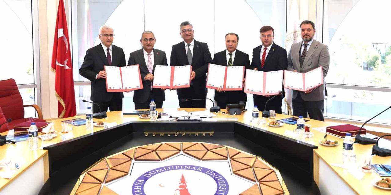 Kütahya’da ’frigya Staj Konsorsiyumu’ İmza Töreni