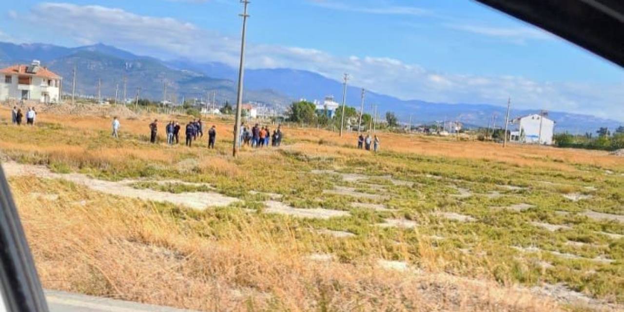 Burhaniye’de Direk Altında Kalan İşçi Hayatını Kaybetti