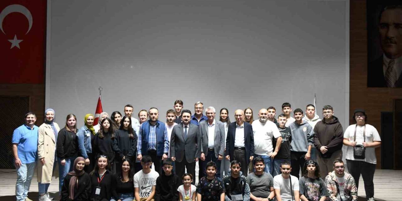 Almanya’dan Gelen Gençler Altıeylül’de Ağırlandı