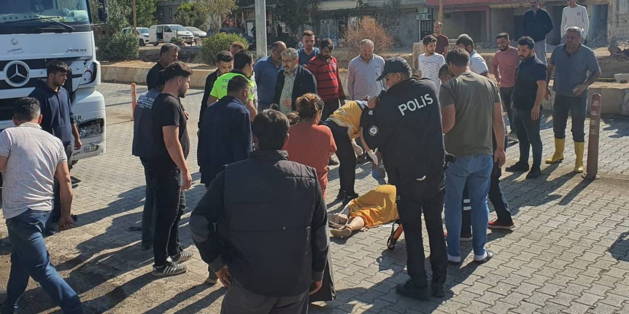 Kamyonun Çarptığı Yaya Ağır Yaralandı
