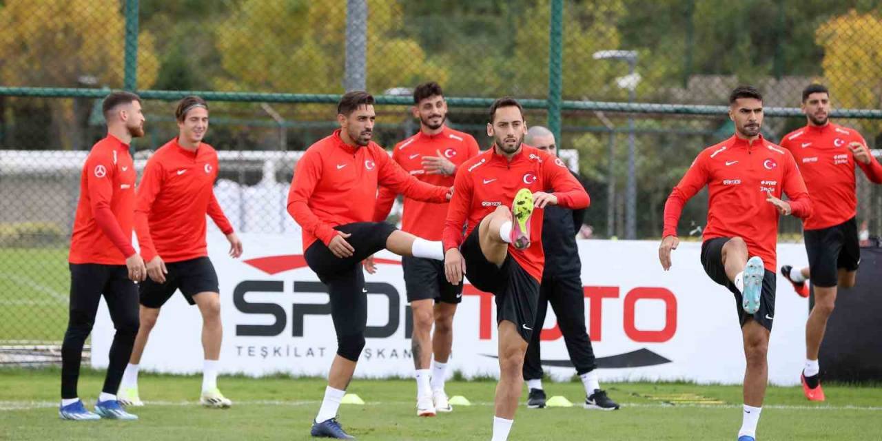 A Milli Futbol Takımı, İstanbul’daki Son Çalışmasını Yaptı