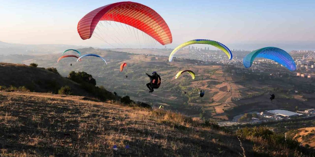 Samsun’da Yamaç Paraşütü Hedef Yarışması