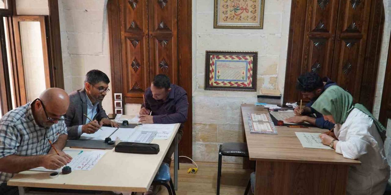 Öğrenciler Kurslarda Sanatla Buluşuyor