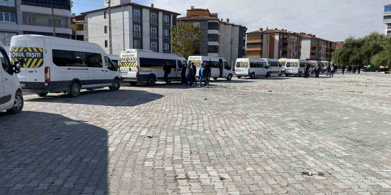 Kulu’da Öğrenci Taşımacılığı Yapan Servis Araçları Denetlendi