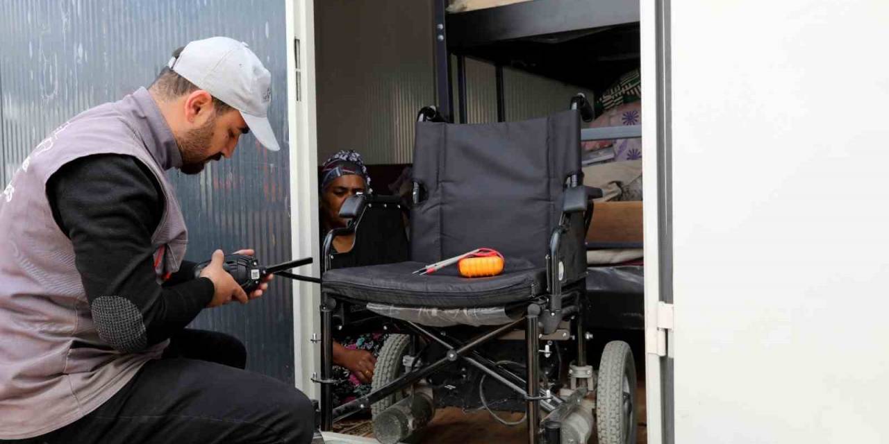 Gaziantep’te Bin 725 Adet Akülü Ve Manuel Tekerlekli Sandalye Tamir Edildi