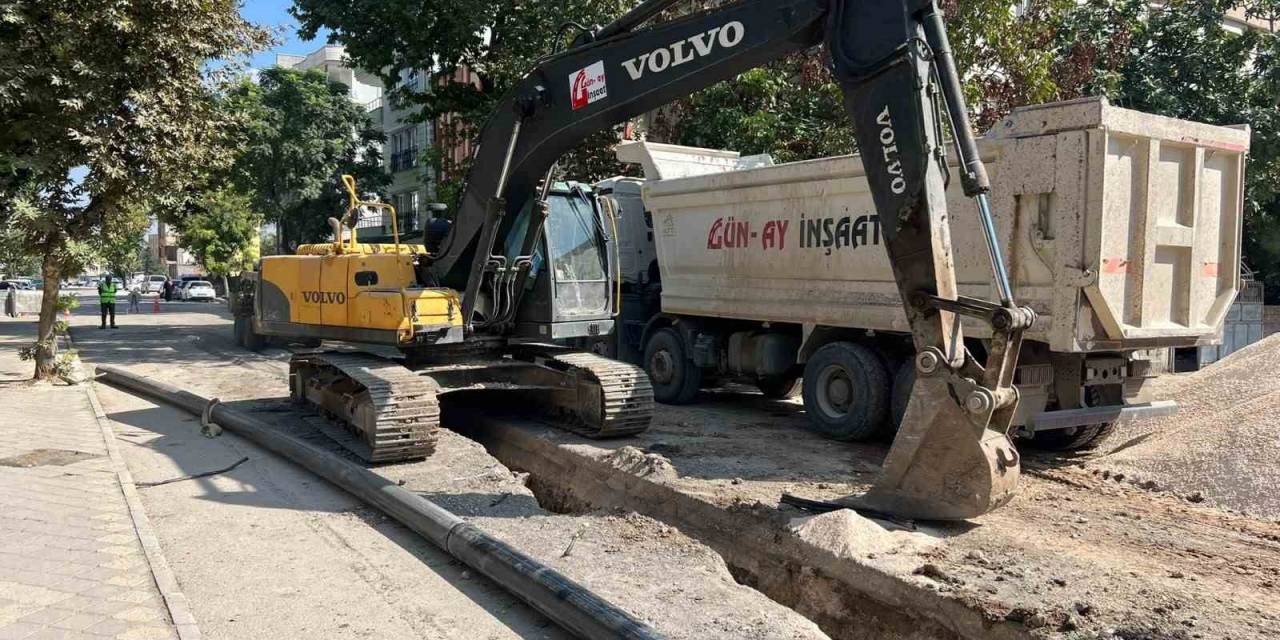 Frıt Projesi İle İçme Suyu Hattı Çalışmaları Devam Ediyor