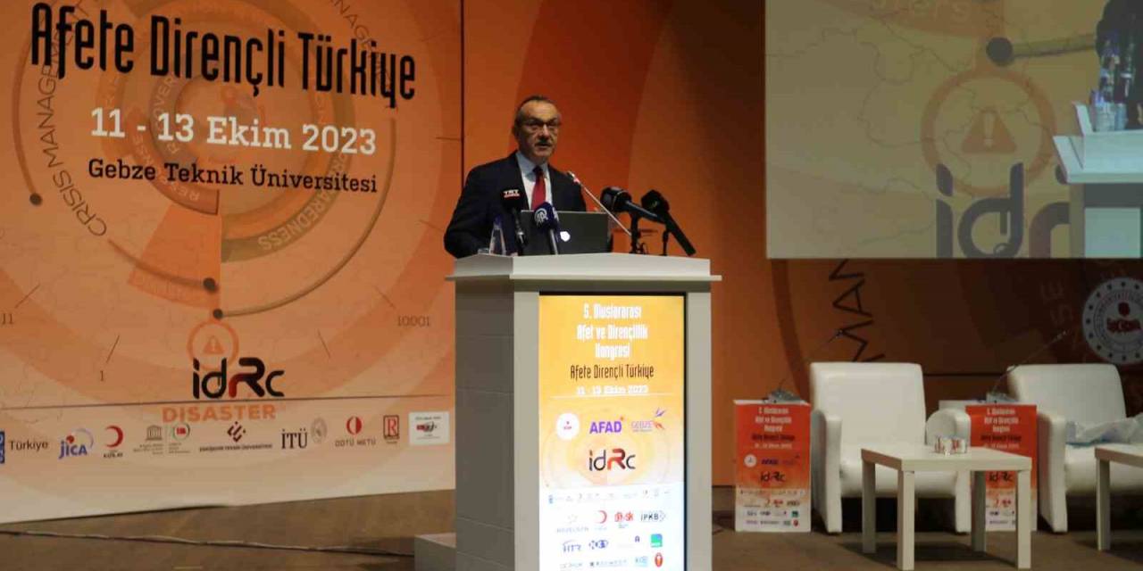 17 Ağustos’u Yaşayan Kocaeli’de Tüm Binalar Testten Geçiriliyor