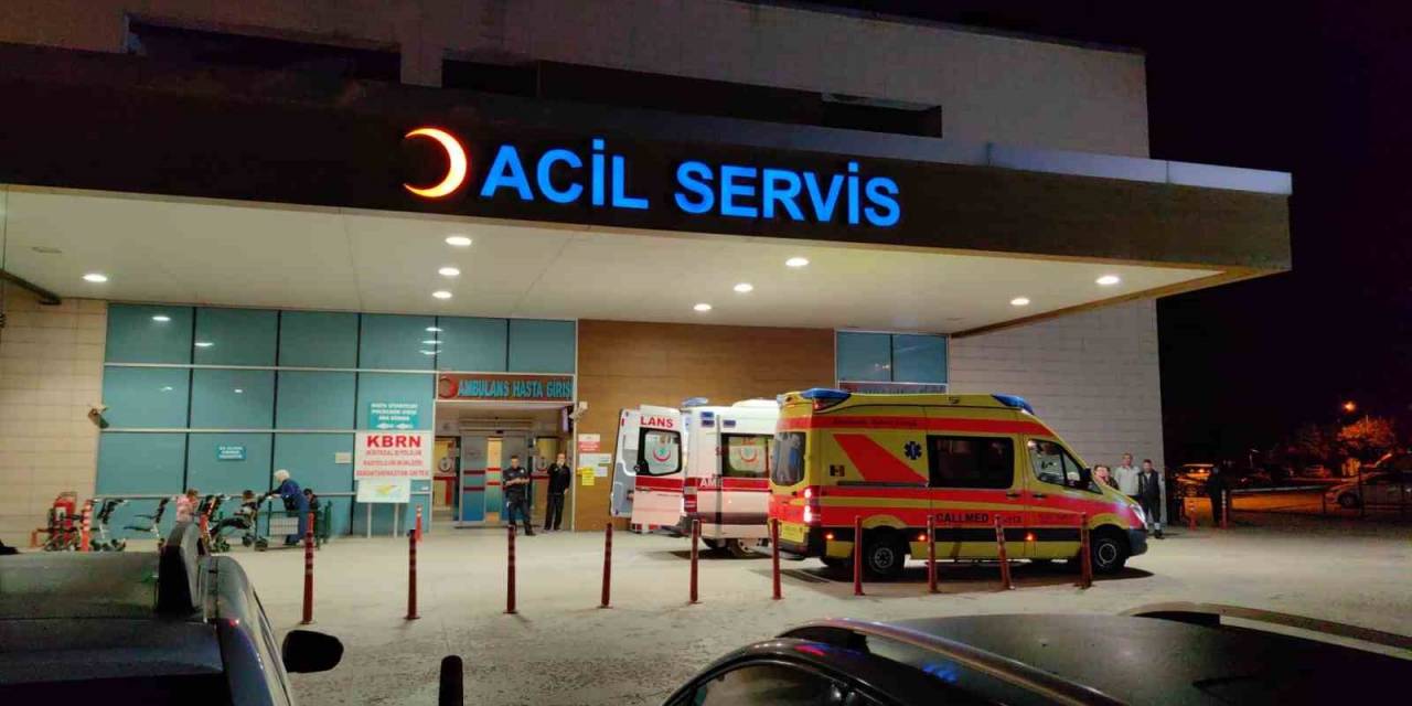 Moldovalı Turist Ambulansla Ülkesine Sevk Edilirken Değerleri Düştü, İnegöl’de Hastaneye Acil Giriş Yaptı