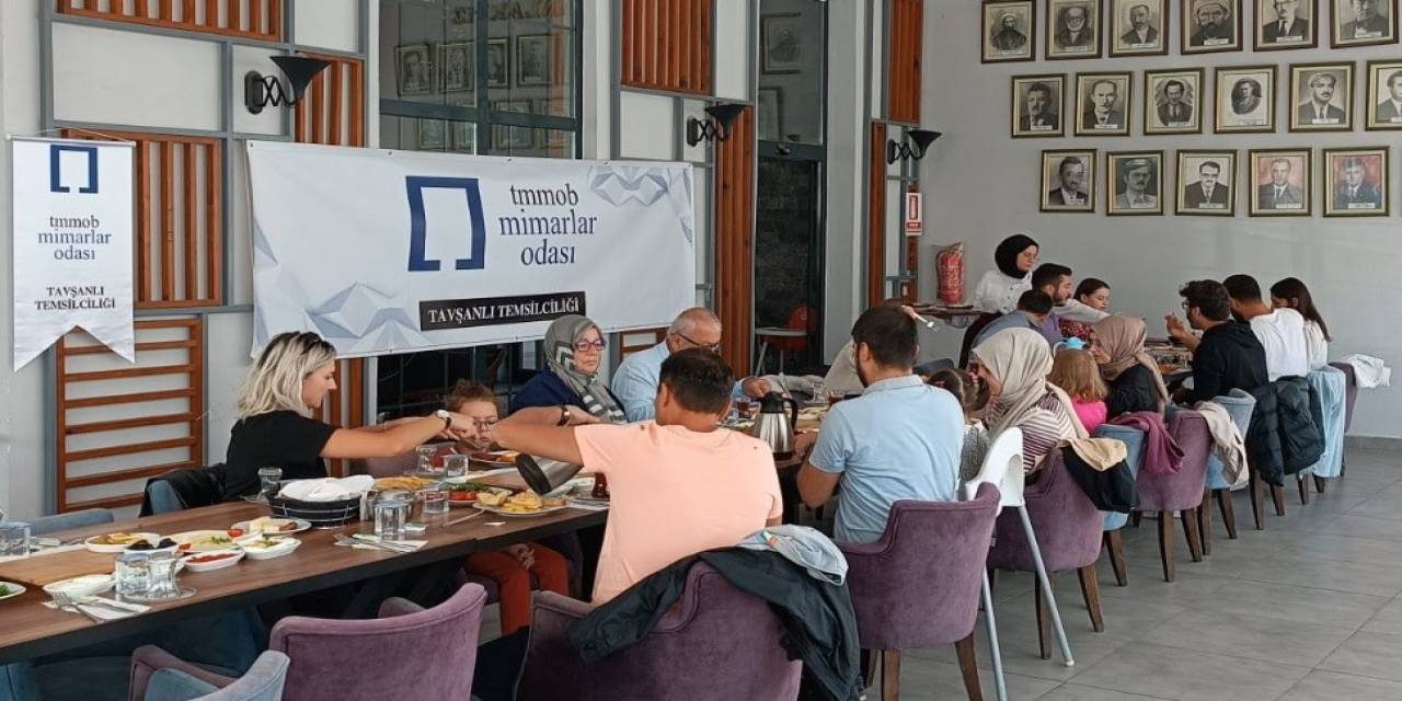 Tavşanlı Mimarlar Odası’nda Kahvaltı Buluşması