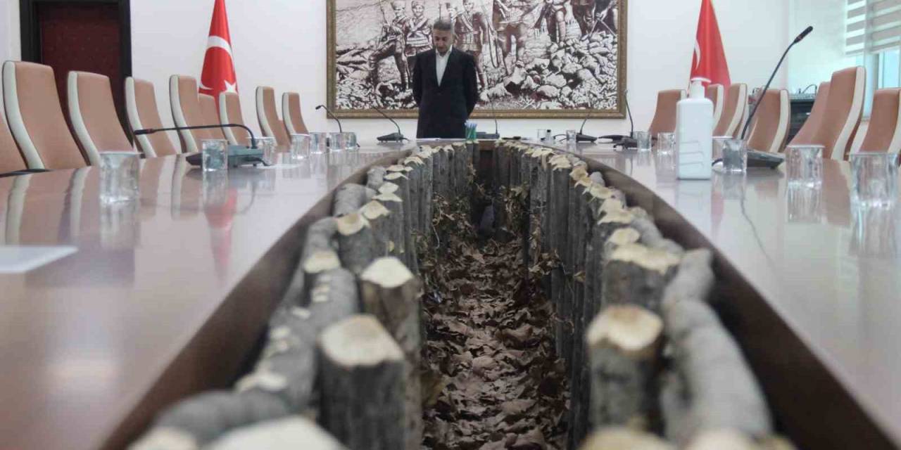 Savaş Cephesi Değil Toplantı Salonu