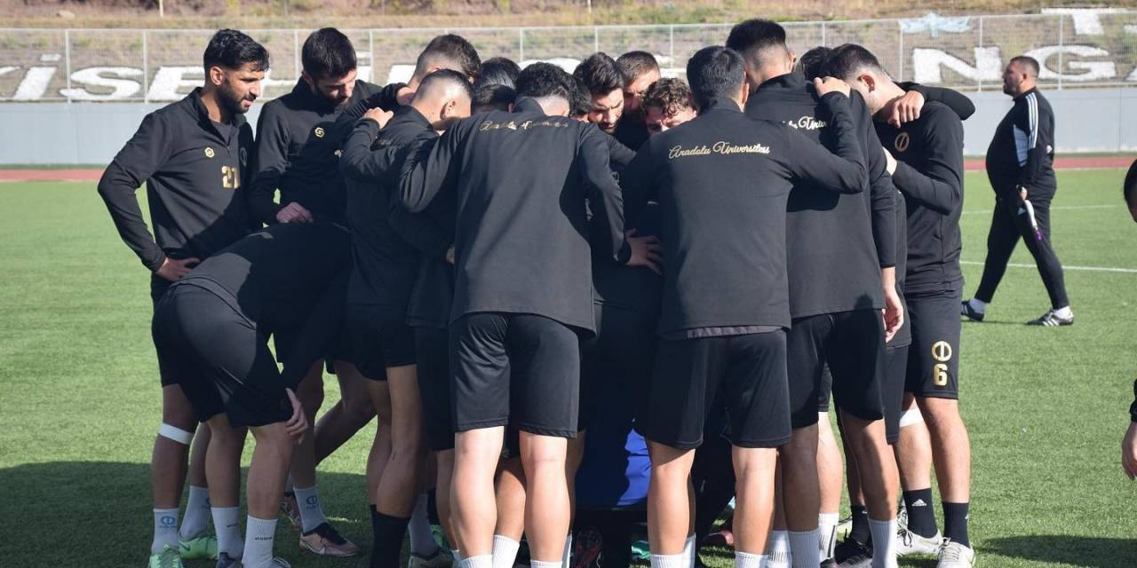 Anadolu Üniversitesi Batman Petrolspor Maçının Hazırlıklarını Sürdürüyor