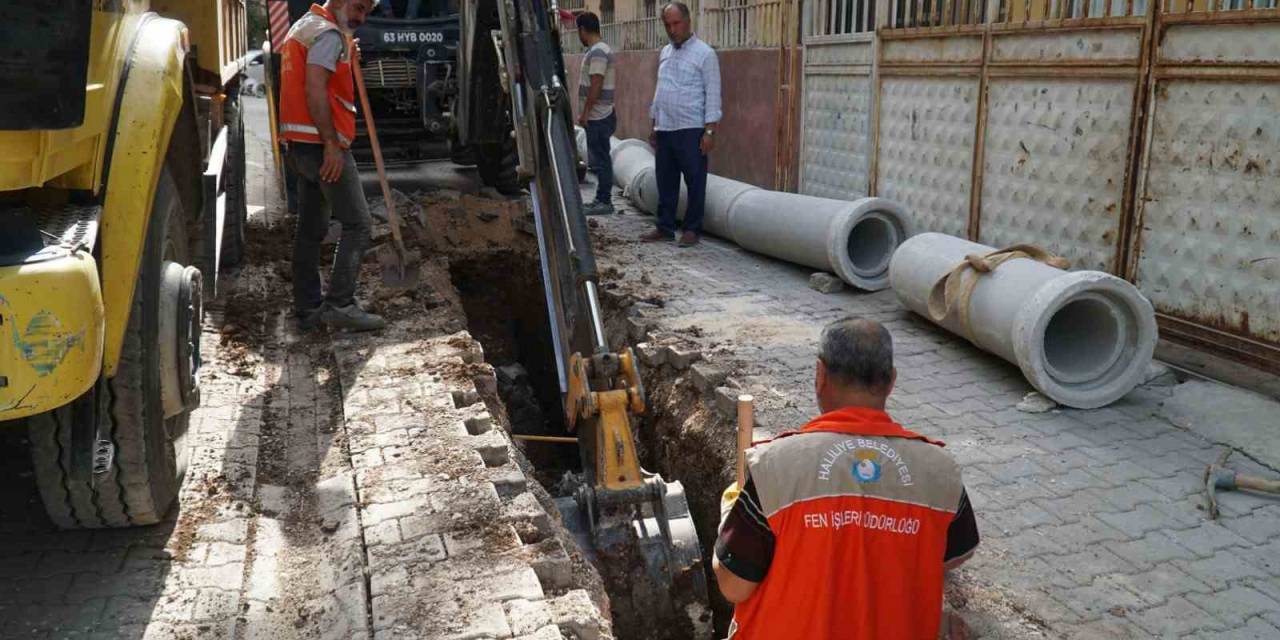 Haliliye’de Üstyapı Çalışmaları İle Yollar İyileştiriliyor