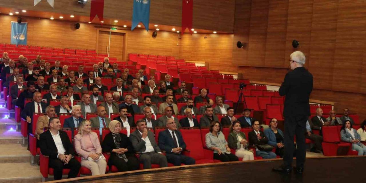 Muhtarlara ‘Pozitif Yaşam Becerileri Semineri’ Verildi