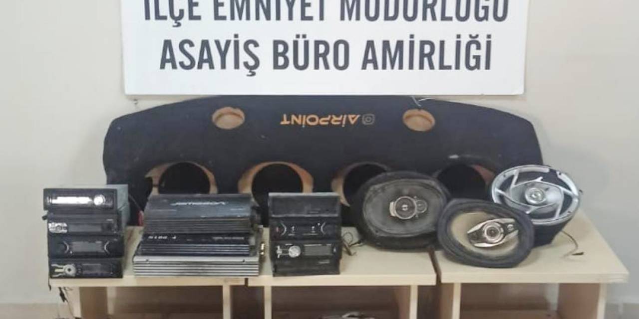 Otomobillere Dadanan Hırsız Yakalandı