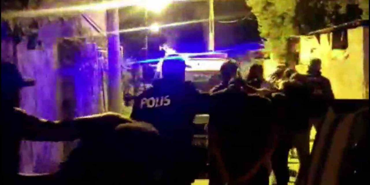 Eve Gelen Davetsiz Misafirler Polis Çıkınca Tüm Planlar Alt Üst Oldu