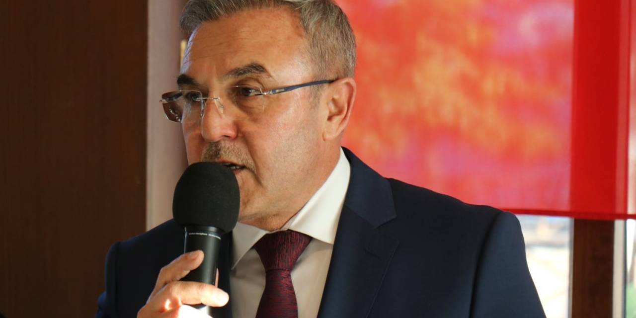 Mucur İlçe Belediye Başkanı Yılmaz, Kırşehir İl Belediyesi İçin Aday Adayı Olduğunu Açıkladı