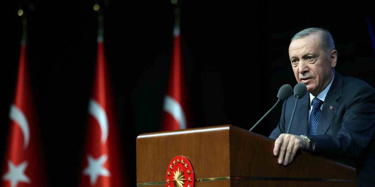 Cumhurbaşkanı Erdoğan: "Terör Örgütlerinin Siyasete Alenen Müdahale Ettiği Sahnelerle Karşılaştık"