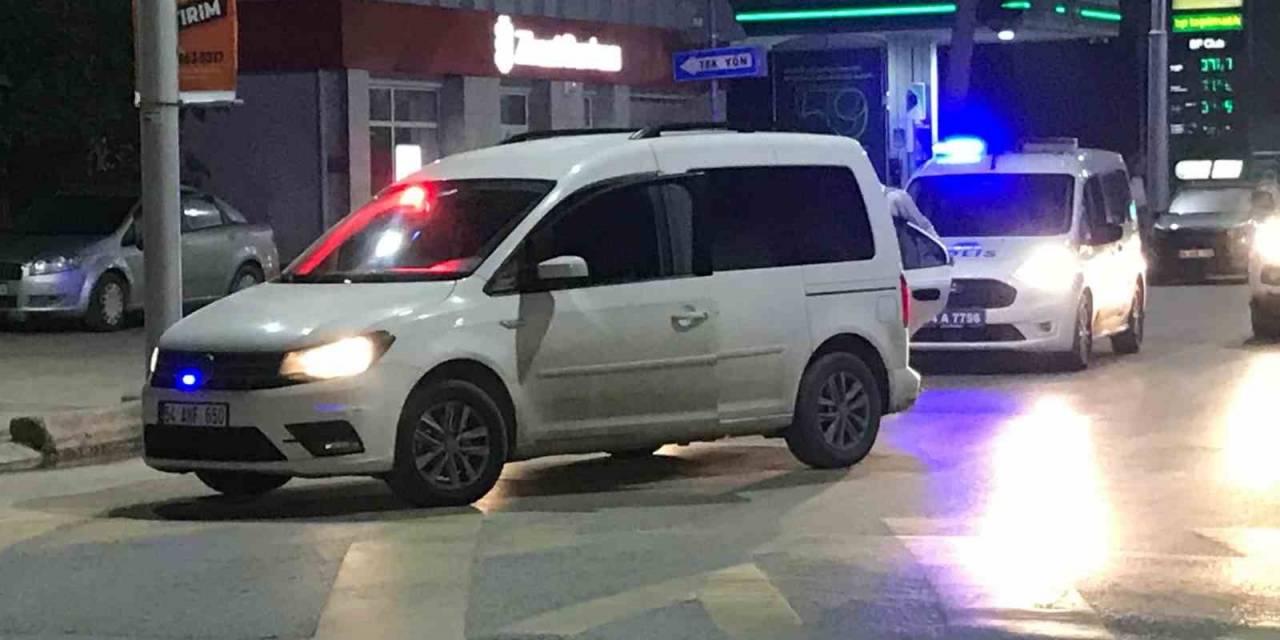 Sakarya’da Haklarında Kesinleşmiş Hapis Cezası Bulunan 2 Şahıs Yakalandı