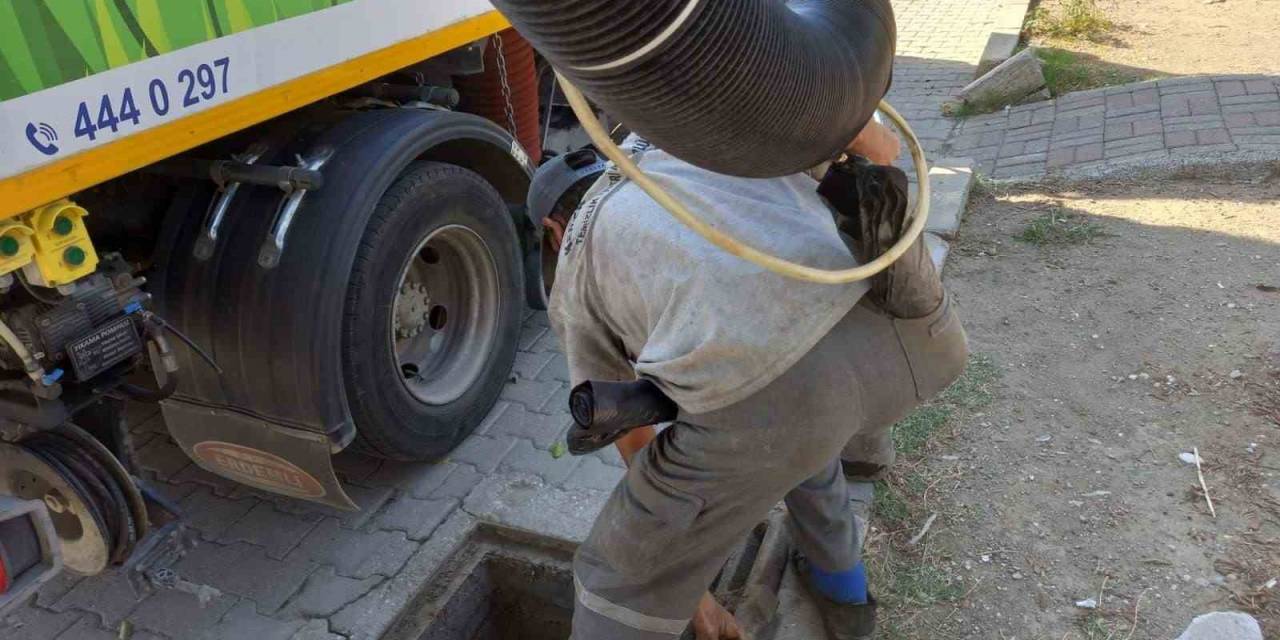 Kemer’de Mazgallar Temizleniyor