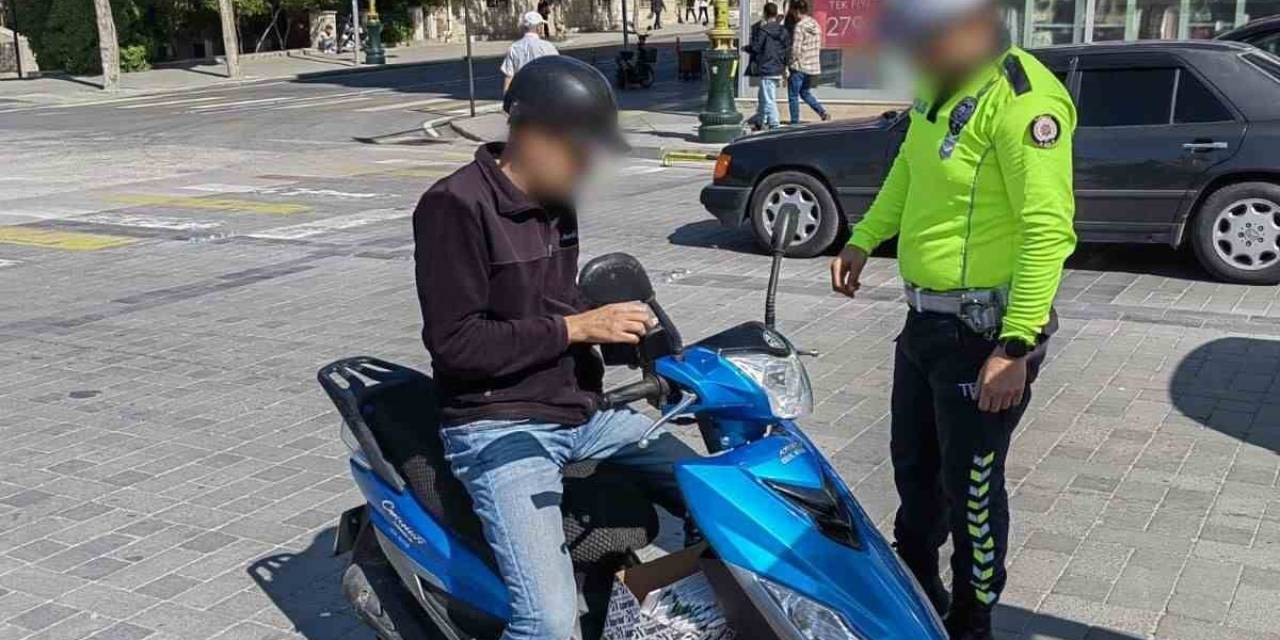 Burdur’da 55 Araca Para Cezası Uygulanarak 12 Araç Trafikten Men Edildi