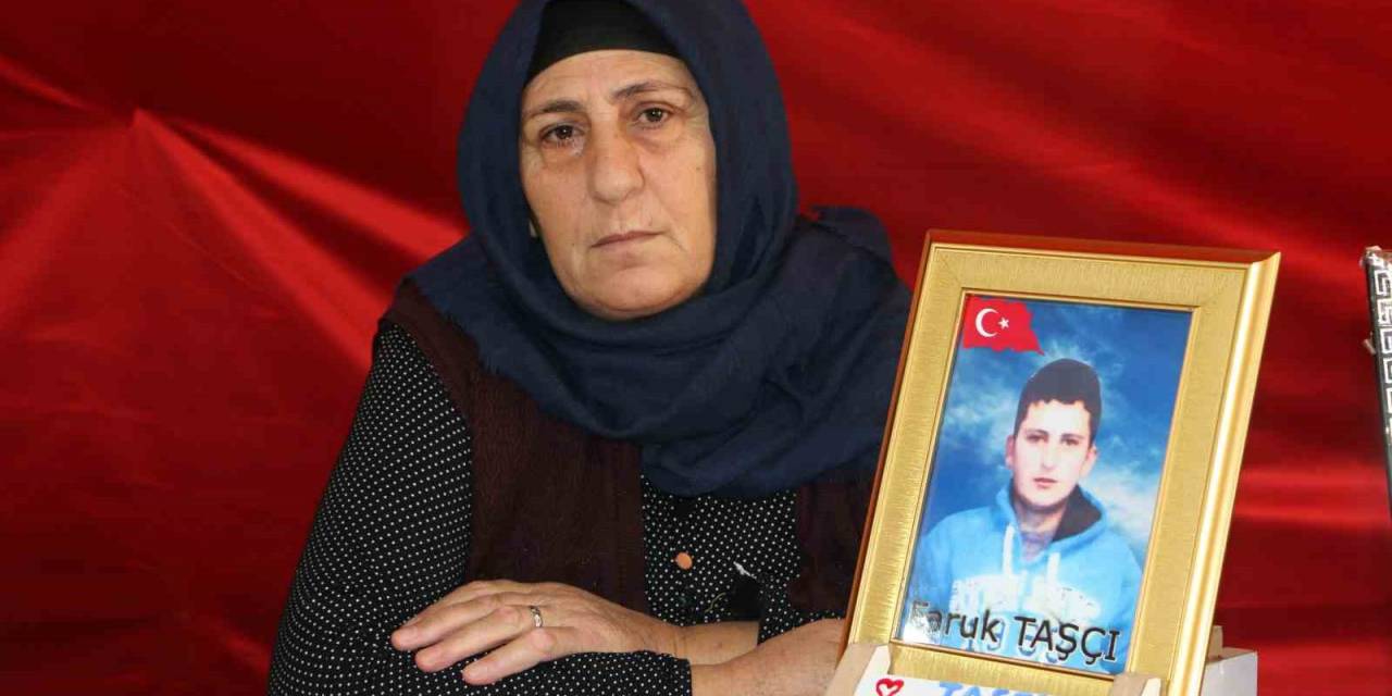 Terör Mağduru Annelerin Evlat Nöbeti Devam Ediyor
