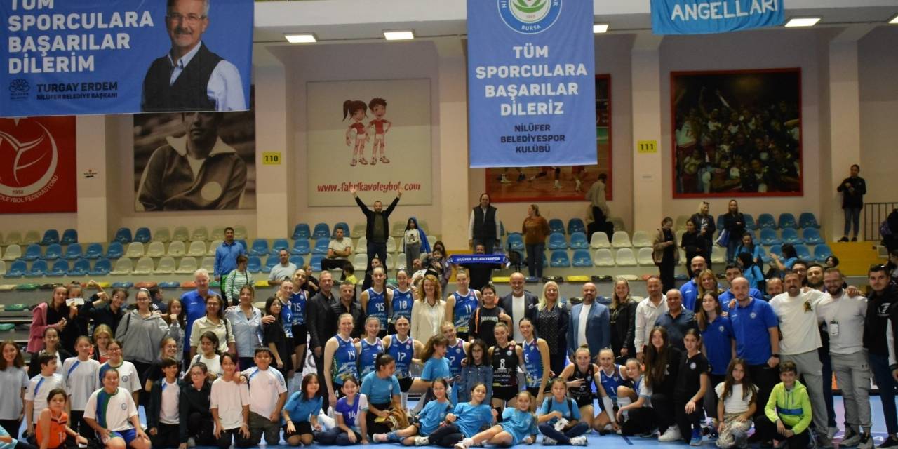 Nilüfer’in Sultanları Avrupa’da Turladı