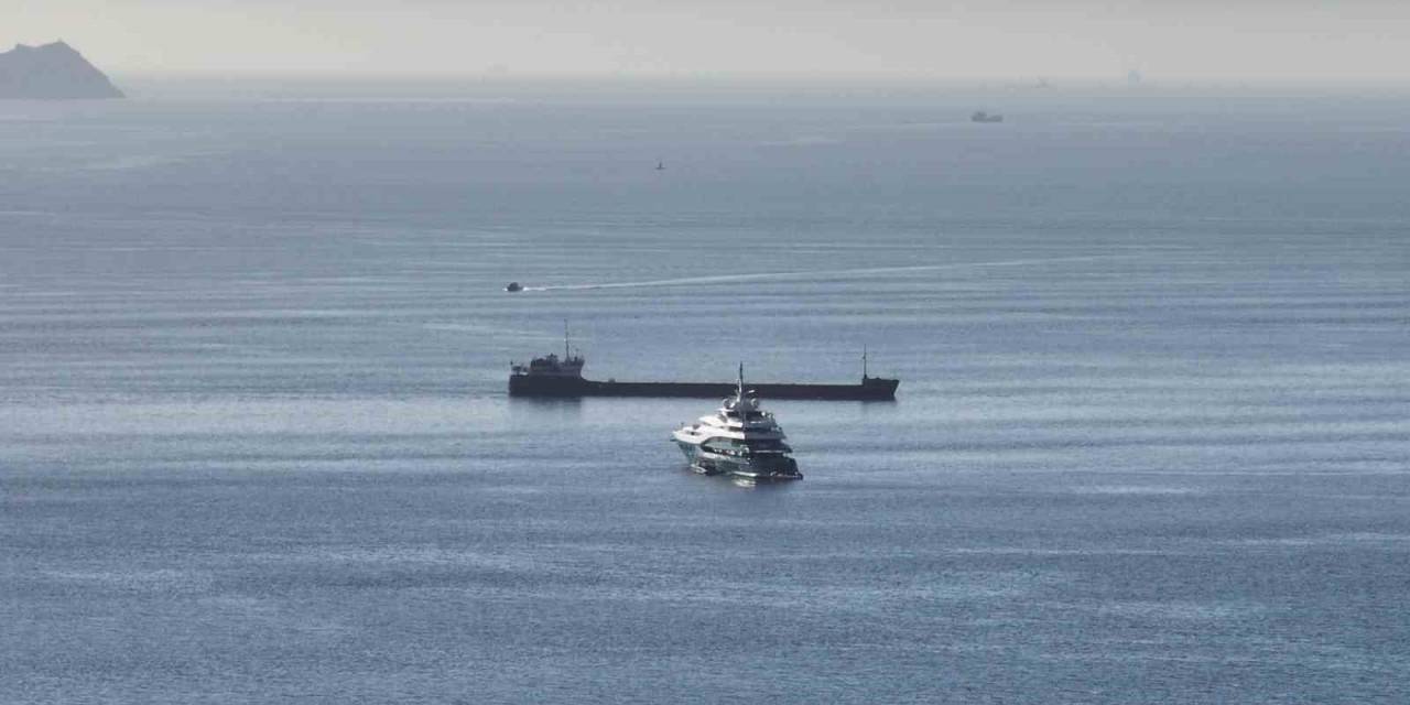 Mega Lüks Yat İstanbul’a Demirledi