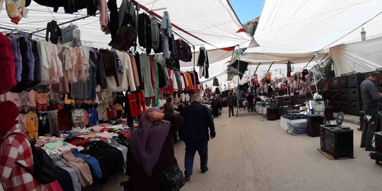 3 Kilometrelik Alana Dev Panayır Kuruldu