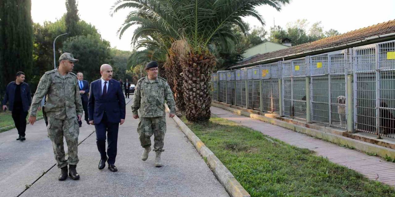 Vali Demirtaş Askeri Harayı Ziyaret Etti