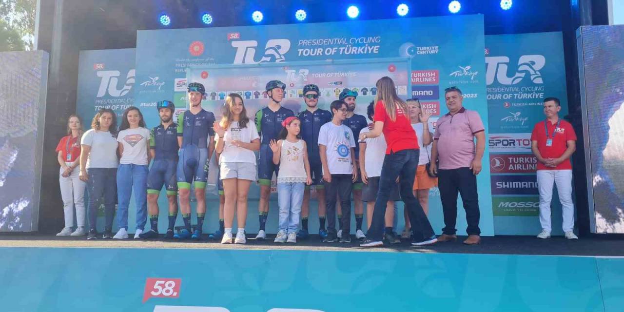 Bisiklet Turunda Anlamlı Buluşma