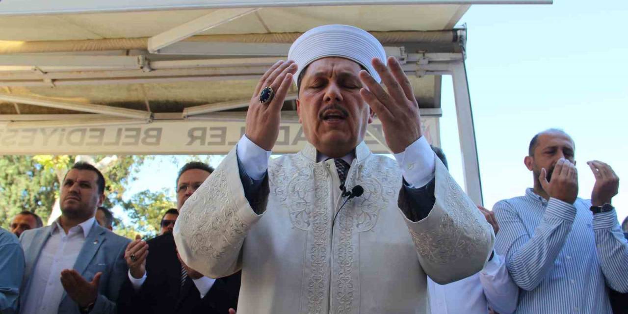 Manisa’da Hayatını Kaybeden Filistinliler İçin Gıyabi Cenaze Namazı Kılındı