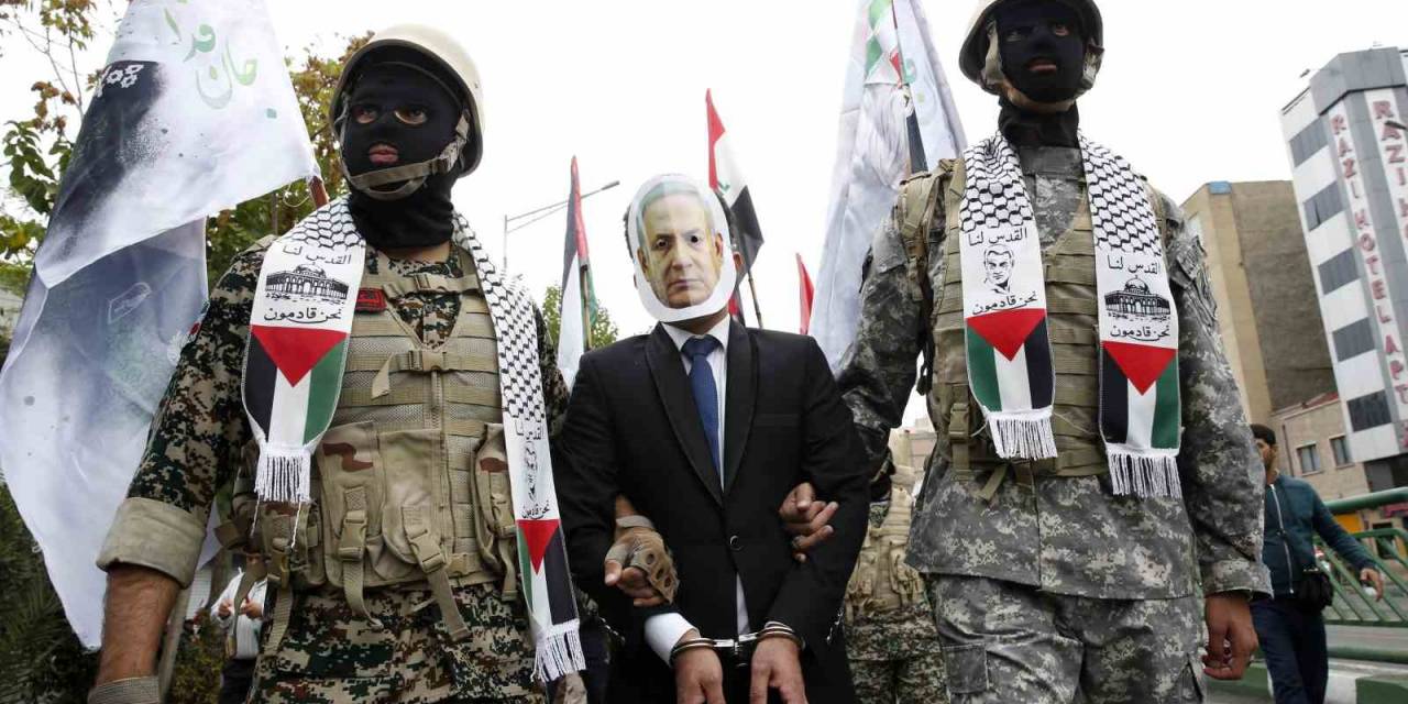 İran’da Filistin’e Destek Yürüyüşü