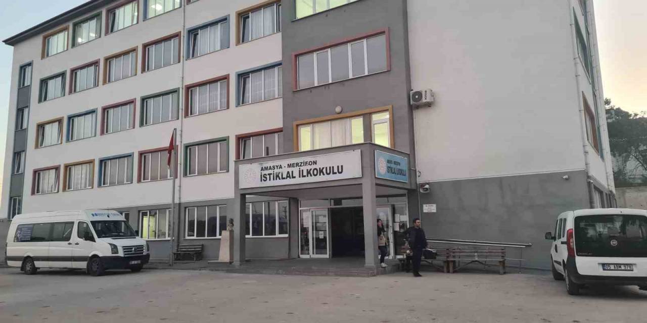 Merzifon’da 14 Öğrenci Gıda Zehirlenmesi Şüphesiyle Hastanelik Oldu