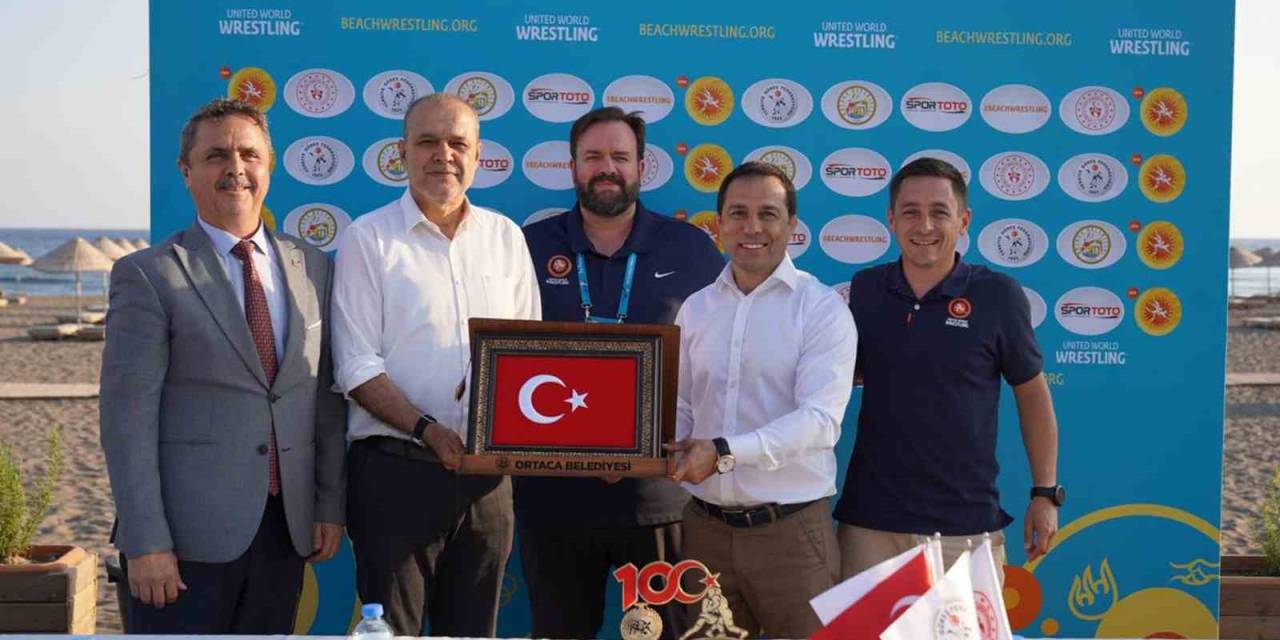 Ortaca’da Plaj Güreşi Finali Başlıyor