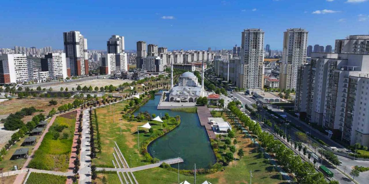 Başakşehir Belediyesi, Bahçeşehir’e Yatırımlarını Sürdürüyor