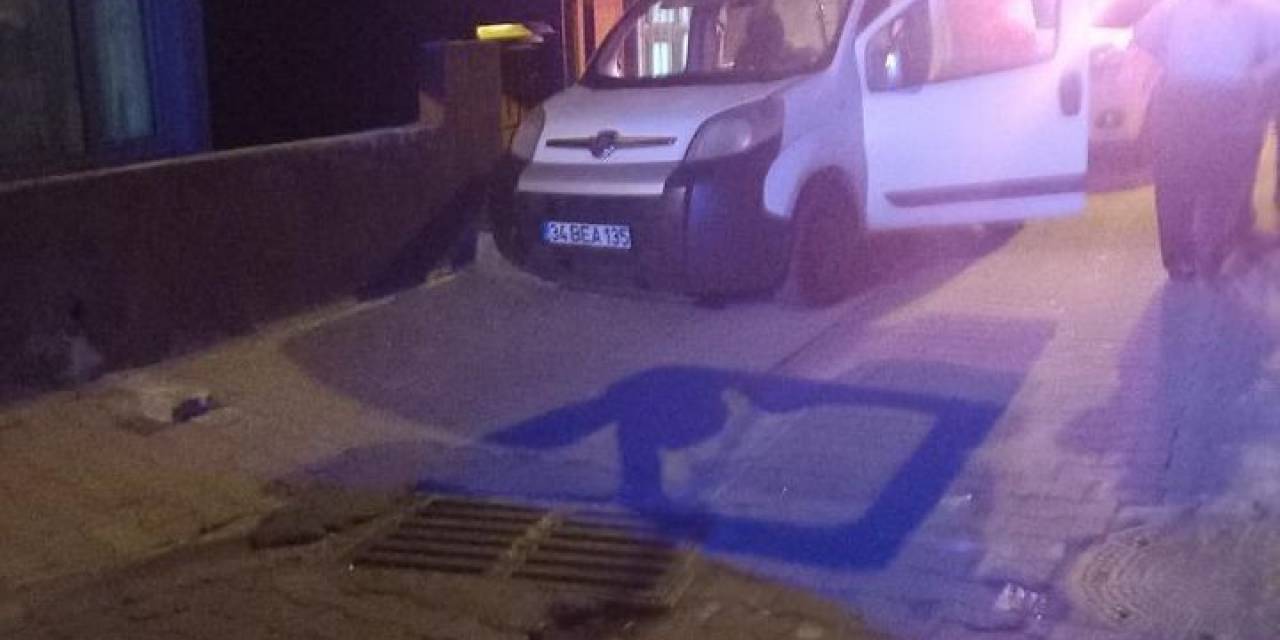 Eyüpsultan’da Polisin Kovaladığı Aracın Bagajından Cephanelik Çıktı