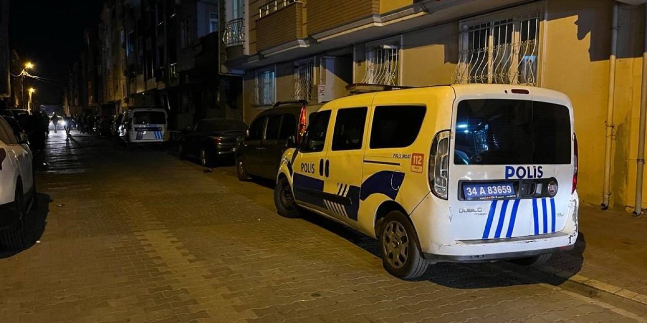 Esenyurt’ta Üst Kattan Su Sızdığı İçin Komşusuna Kızan Adam Silahla Ateş Açtı