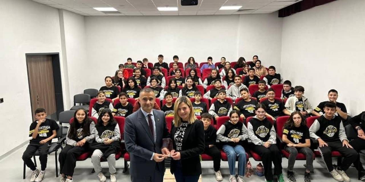 Kaymakam Bilici, Öğrencilere Mesleğini Anlattı