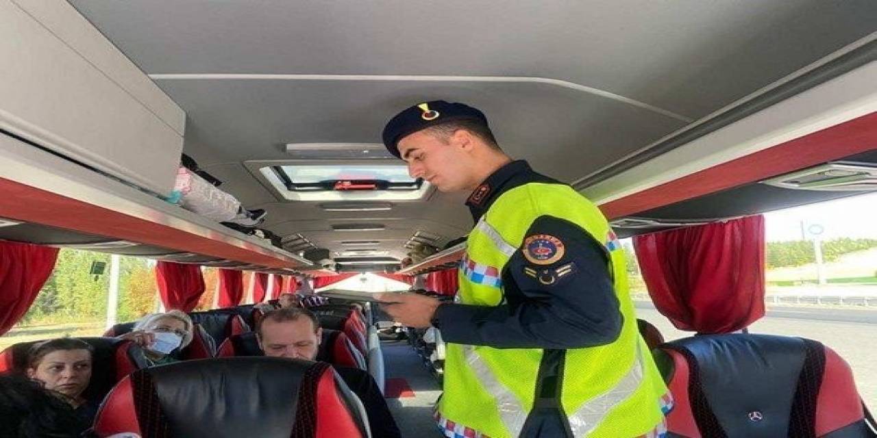 Jandarma Ekiplerinden ‘Düzensiz Göçle Mücadele’ Denetimi
