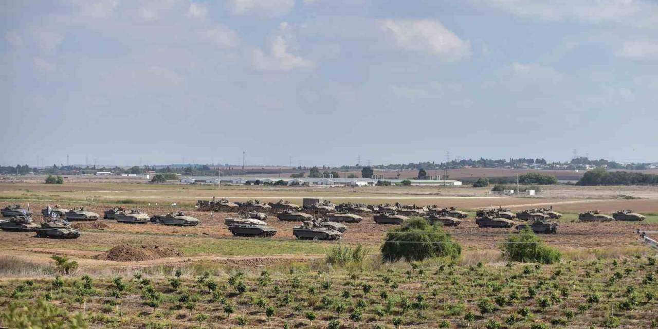 İsrail Tanklarla Cephe Hattını Genişletiyor