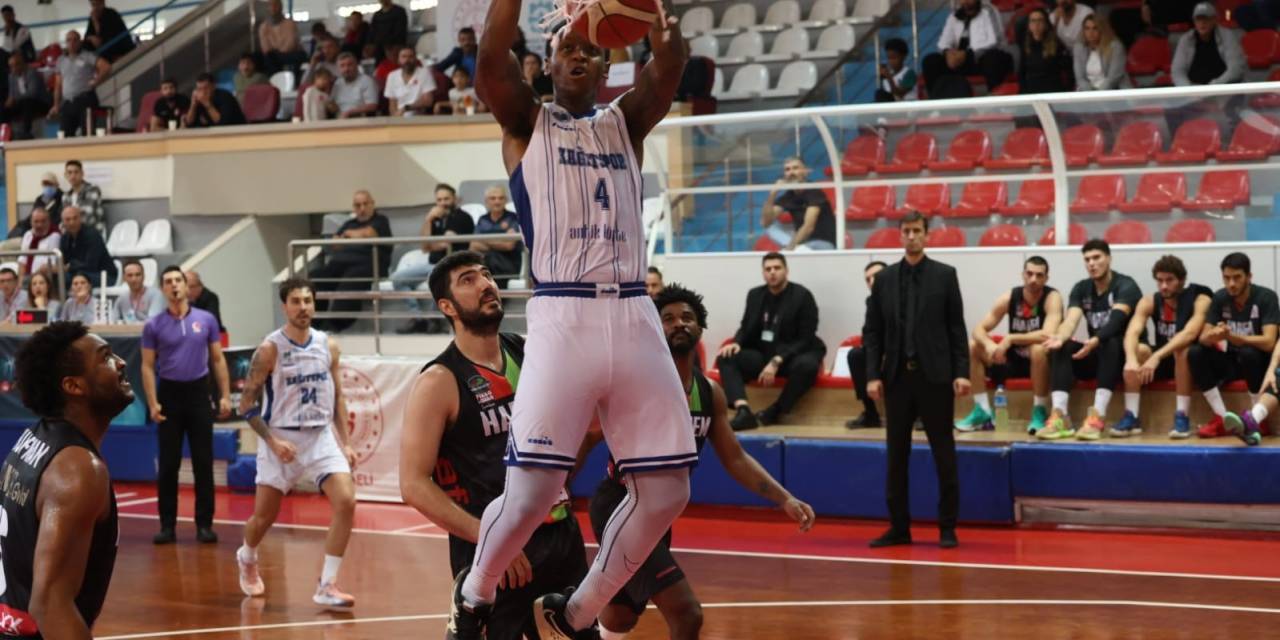 Tbl: Kocaeli Bşb Kağıtspor: 80 - Harem Spor: 81