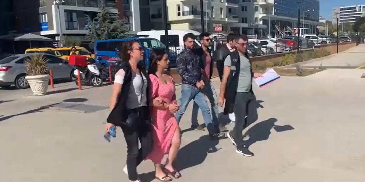Edirne’de Göçmen Kaçakçısı Kadın Ve Suç Ortağı Tutuklandı